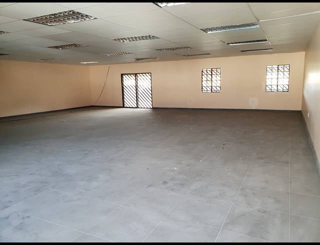 1,162M² WAREHOUSE FOR SALE IN SPARTAN